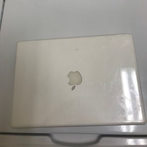 Apple MacBook Laptop